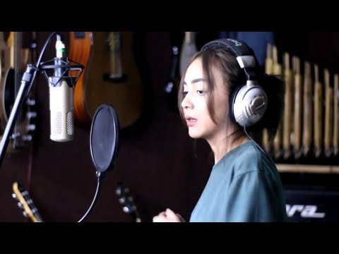 WOW!! LAGI SYANTIK VERSI REGGAE (SKA). Cover By. Givani Gumilang Scimmiaska ft. Slowly Project