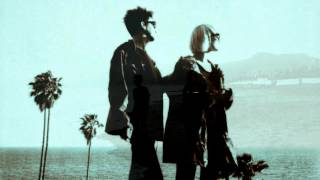 The Raveonettes - With My Eyes Closed