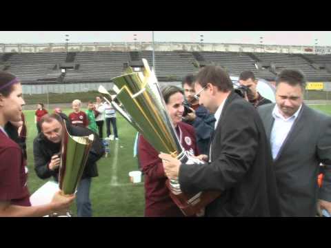 "Holky Sparty nejlepší všude" - předávání mistrovského poháru