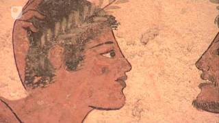 preview picture of video 'The Tomb of the Diver - The Graeco-Roman City of Paestum (2/4)'