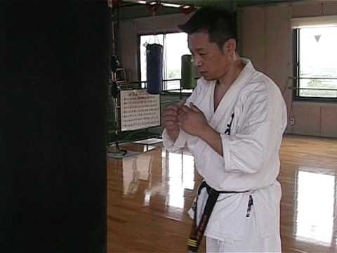 パンチから左の蹴り(応用編)