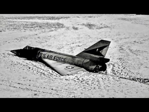 Fighter Jet Mysteriously Lands By Itself After Pilot Ejects - The Cornfield Bomber