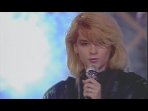 Iveta Bartošová - Scházíš mi čím dál víc (1990)