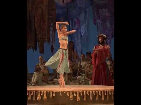 Alina Somova in El Corsario