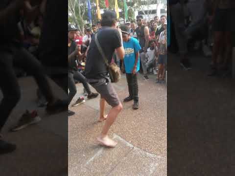 Emblema mc vs mcklopedia