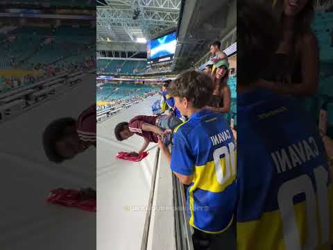 FIFA President Takes a Once-in-a-Lifetime Photo for a Fan 😱⚽ #shorts