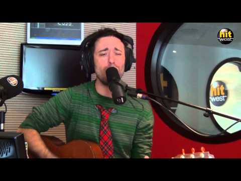 CHARLIE WINSTON - Hello alone (acoustique Backstage - Hit West)