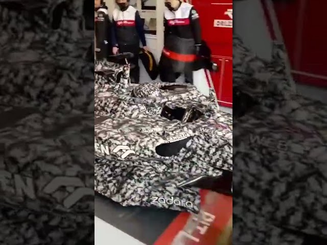 Vídeo relacionado con Alfa Romeo Racing F1 - Camiseta de camuflaje para hombre, gris, XX-Large