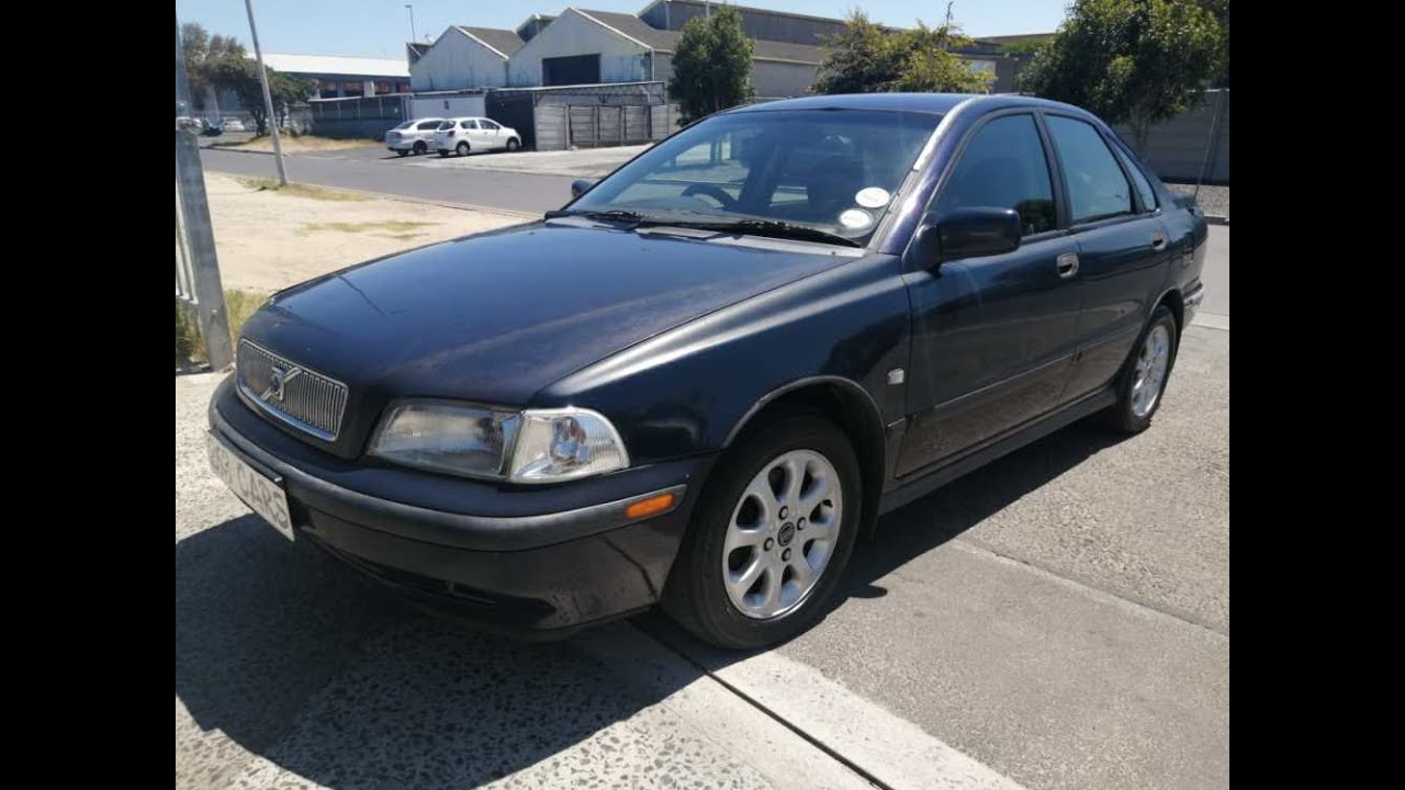 Volvo S40 2000 | Car Reviews
