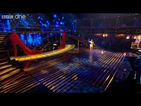 Stephanie's Performance - Over the Rainbow - Episode 3 - BBC
