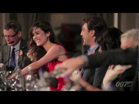 Thumbnail of the video: Bérénice Marlohe Skyfall videoblog