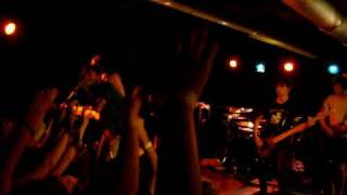 Chiodos- Lexington(Joey Pea-Pot With A Monkey Face) LIVE at The Living Room