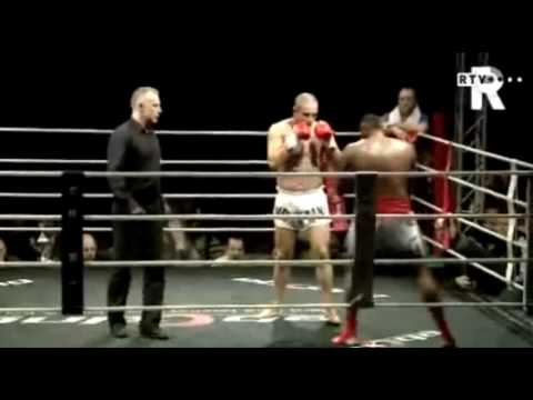 Gokhan Saki vs Utley mariana    by Volkan