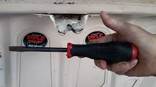 Showing how to get into the trunk of my Regal without a key and what surprises I find inside