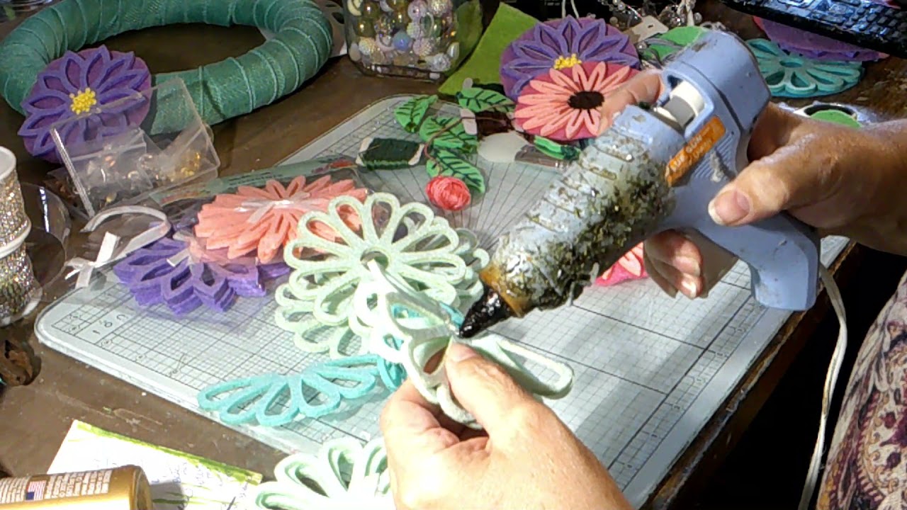 Dollar Tree Felt Flower Wreath