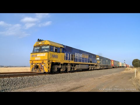 5MA5 Pacific National Intermodal Freight With NR65 & G526 (7/2/2019) - PoathTV Australian Trains