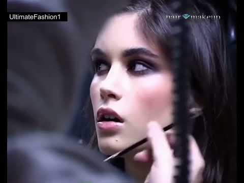 Backstage of Atelier Versace Spring/Summer 2004