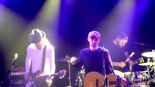 Walking On Cars - Love Backs Down -- Live At AB Brussel 14-03-2017