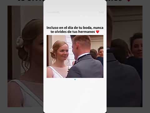 Este joven tiene amigos que son hermanos hasta en la boda #shorts #humildad #amistad #amigos #amor