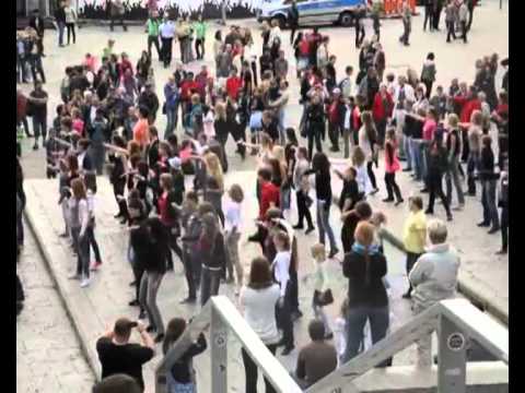 Stuttgarter Flashmob - Tanz der Vampire