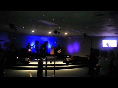 Louvorsao da Fonte da vida em Saugus, ma