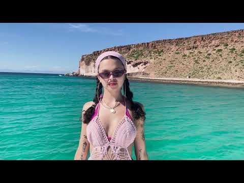 Cherry Chola, Chico Sonido - Mi Belleza Es Tu Droga