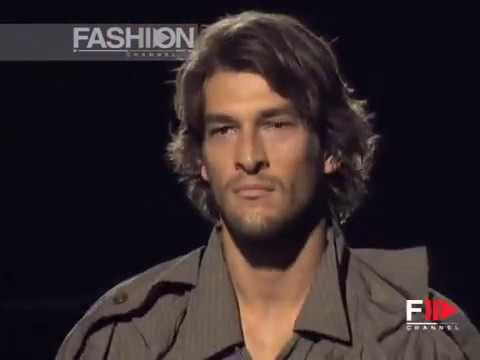 Fashion Show "Vivienne Westwood" Pret a Porter Men Spring Summer 2003 1 of 3