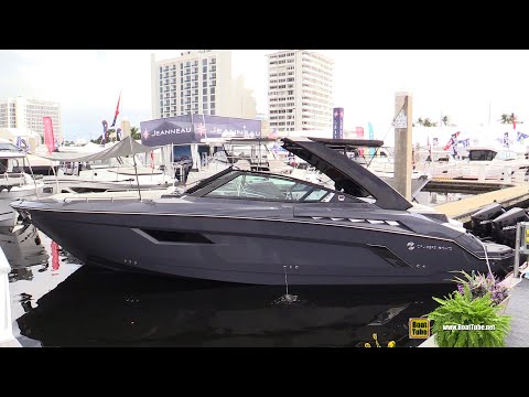 Cruisers Yachts 338 Bow Rider video