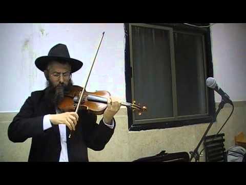 מרדכי ברוצקי - מבצע את ניגון "ירידת הנשמה" | Mordechai Brodsky