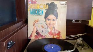 Download lagu Titiek Sandhora/Muchsin 'Hais dan Layla'. mp3