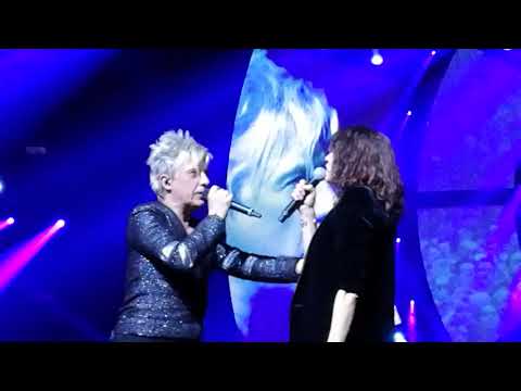 Indochine Gloria ( avec Asia Argento ) palais 12 17 mars 2018