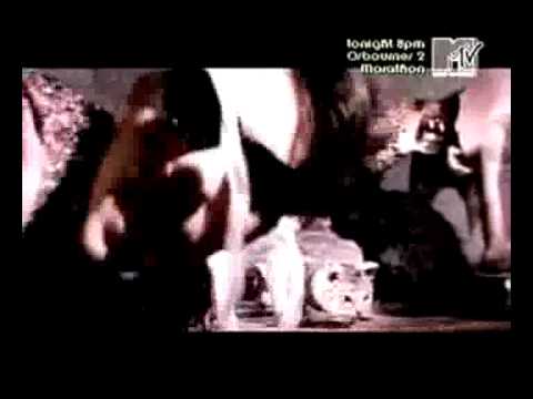 Loo & Placido: Nellycats (Nelly vs The Cure)