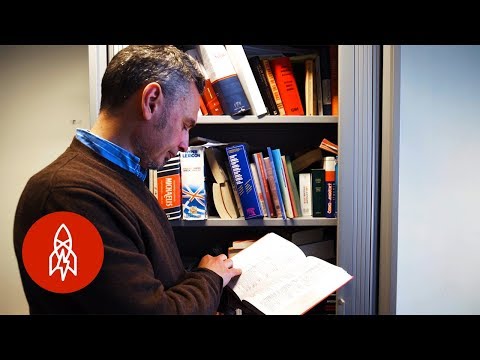 El hombre que domina 32 idiomas