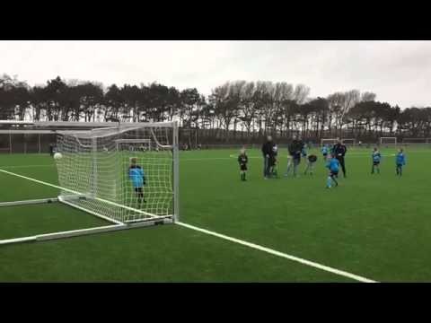 FC Den Helder F10 - Hollandia T F4 (05-12-2015)