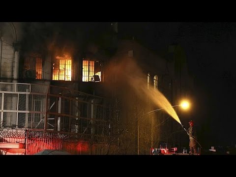 Sciiti vs sunniti. In Iran vandalizzate le sedi diplomatiche dell'Arabia Saudita