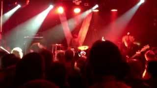 Dressed To Kill (Live) - The Virginmarys