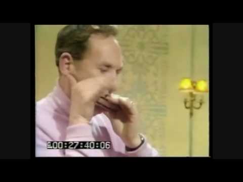 Judith Durham (Piano) Tommy Reilly (Harmonica) Minute Waltz, Bach Badinerie, The Fairytale  1970