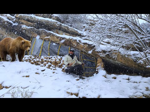 Transforming an abandoned cave into a safe cave in a snowy mountain❄️🔥