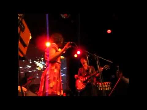 Sharon Van Etten and Shearwater - Stop Draggin My Heart Around