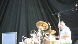 Hot Chip Drummer @ Lollapalooza 2010 / Revista EXCLAMA