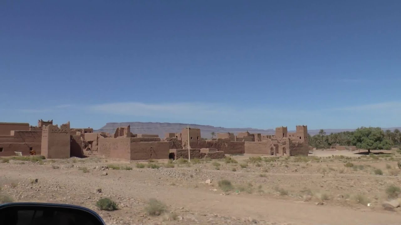 Passing through a traditional Moroccan village as we drive from Zagora to Ouarzazate