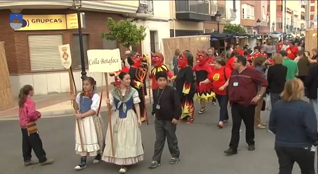 02/05/2015 - Colla Botafocs de Castelló a la Trobà