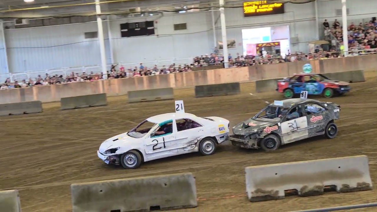 Topsfield Fairgrounds Figure 8 2nd Round Heat 1