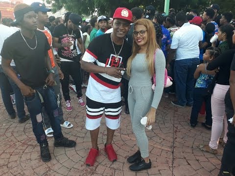 ~"La Revancha" Stephanie La Rubia Vs Gambito 351 (Batalla de freestyle en la Romana)