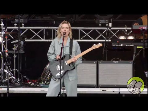 2022 07 08 Wolf Alice Pohoda Festival