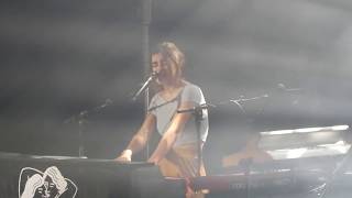 Love of Lesbian - "Allí Donde Solíamos Gritar" feat. Amaia Romero | Teatro Circo Price (Madrid)
