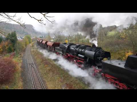 Plandampf im Werratal - Doubleheaded steam pull 30 car gravel train - 4K!