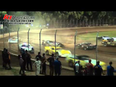 Super Sedans: Josh McLaren Crash - Kingaroy Speedway