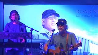 Download lagu IWAN FALS - AKU SAYANG KAMU mp3