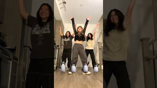 Half on a Sack - Three 6 Mafia | Penguin Dance Trend